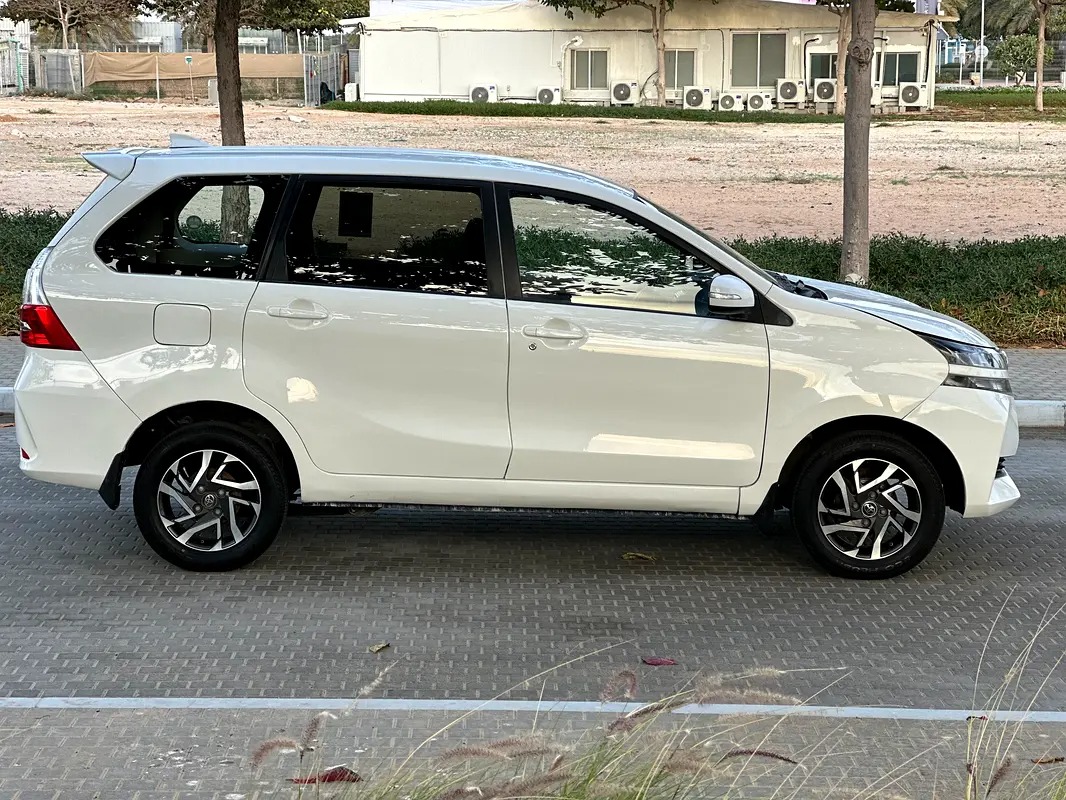 Toyota Avanza 10