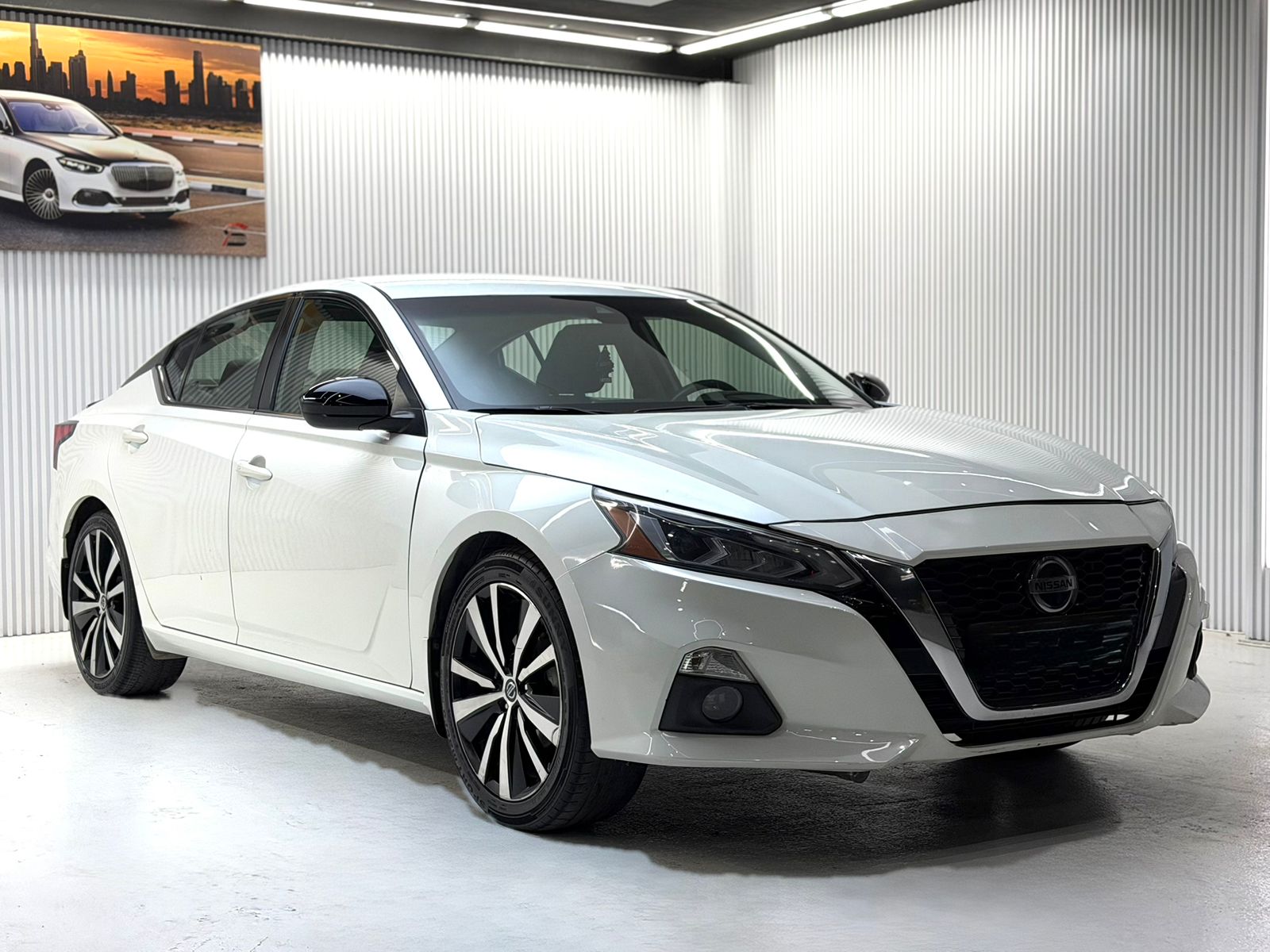 Nissan Altima SR 4