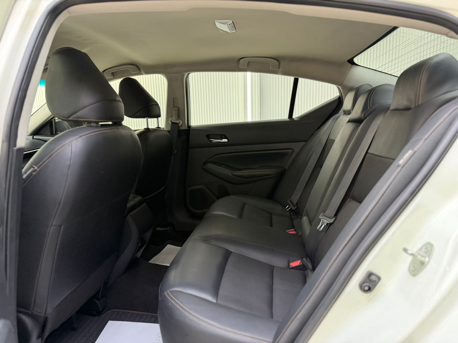 Nissan Altima SR 8