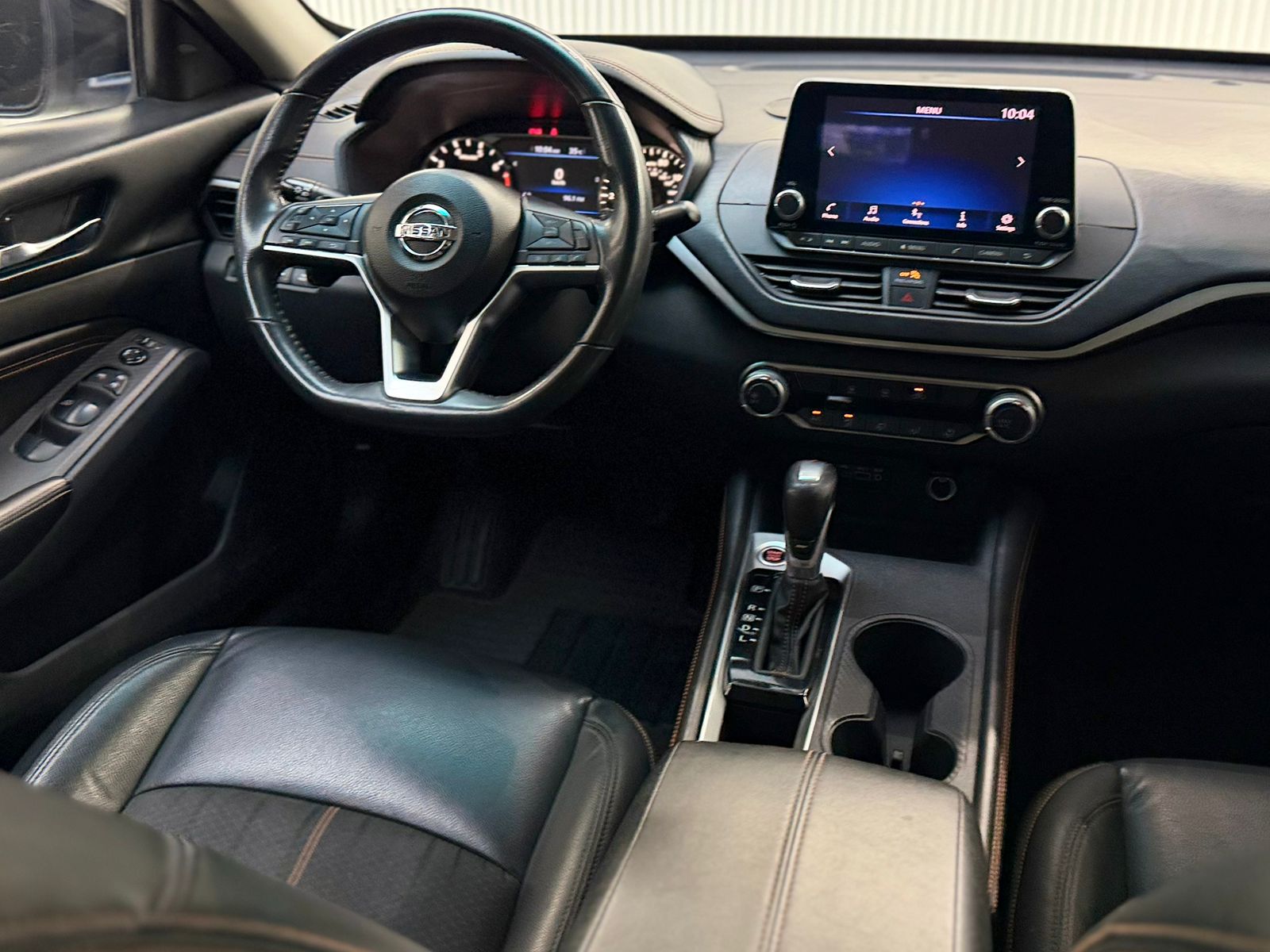 Nissan Altima SR 10