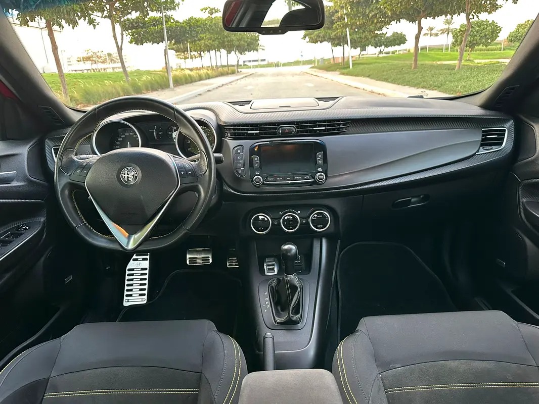 Alfa Romeo Giulietta Turbo Full 11