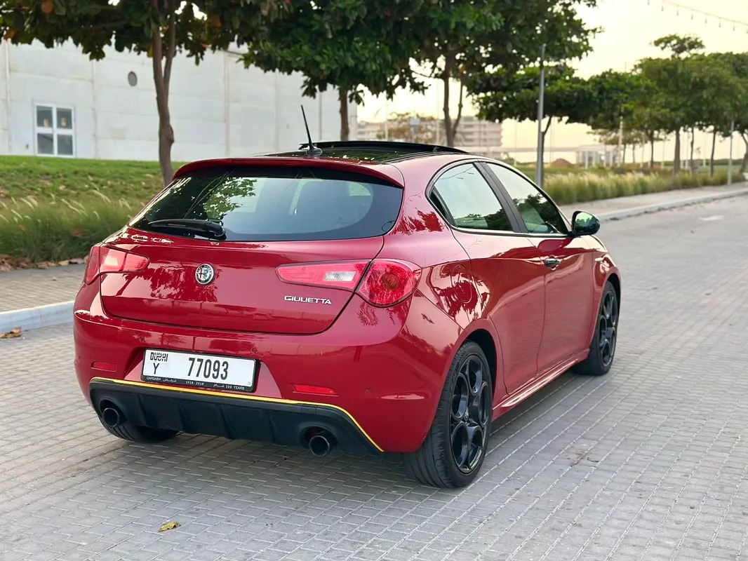 Alfa Romeo Giulietta Turbo Full 5