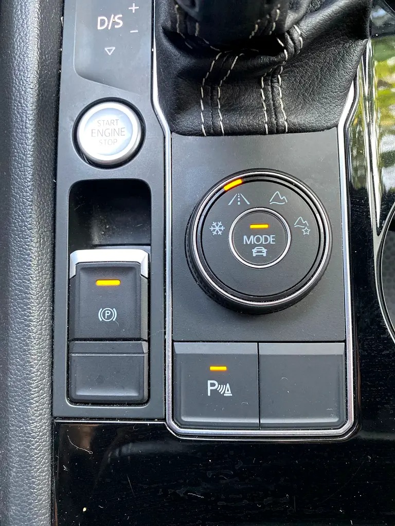 Volkswagen Atlas SE 5