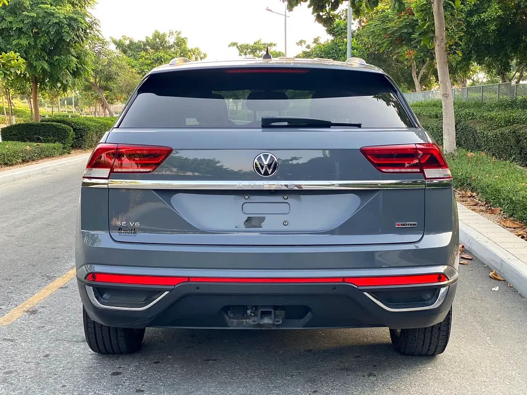 Volkswagen Atlas SE 8