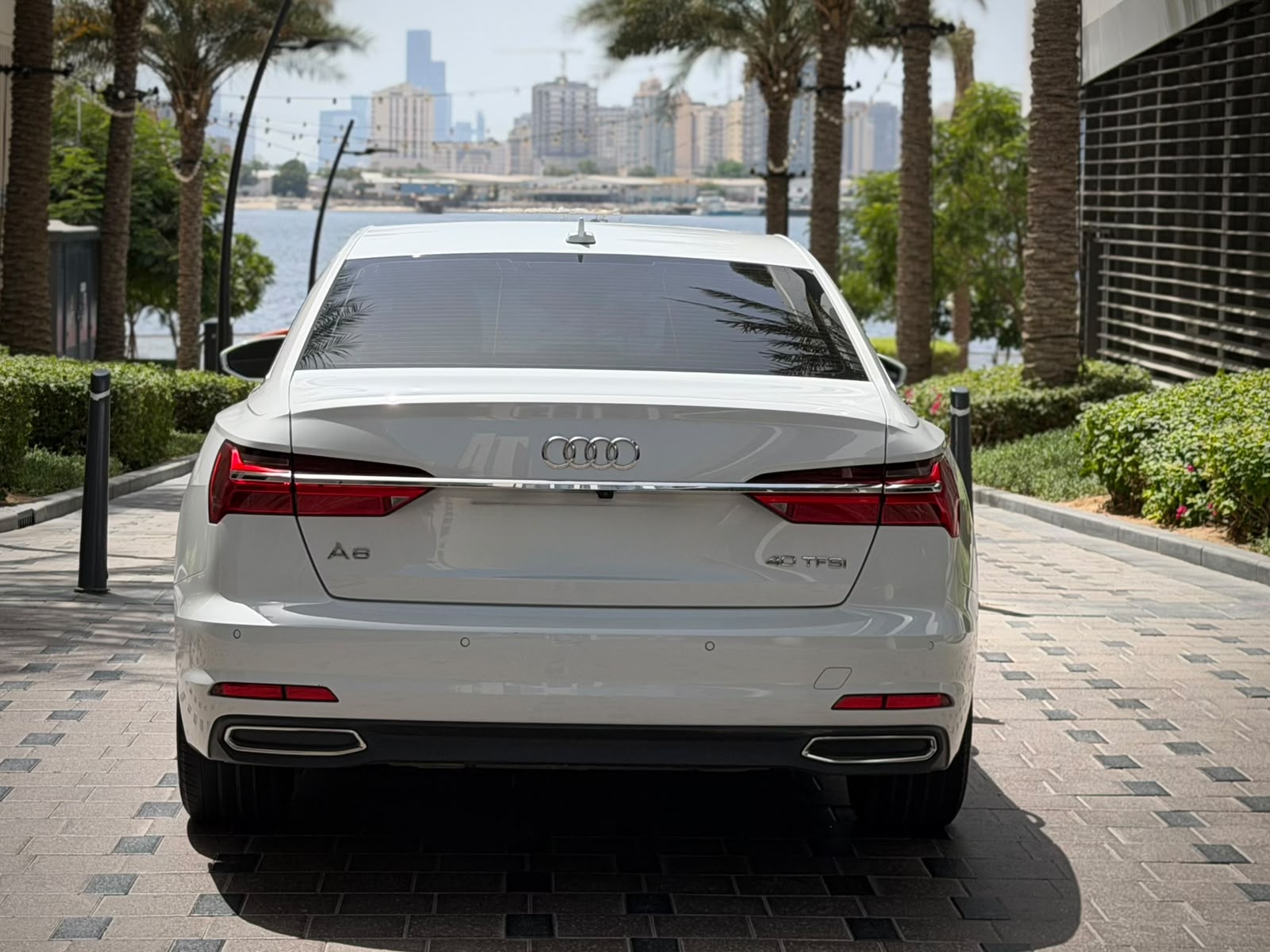 Audi A6 8