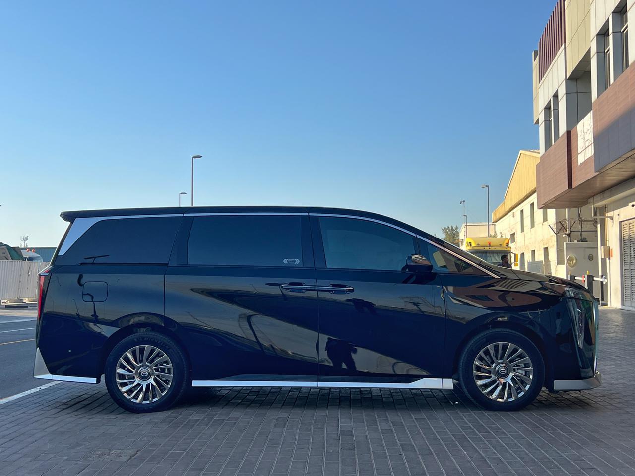 GAC Trumpchi M8 3