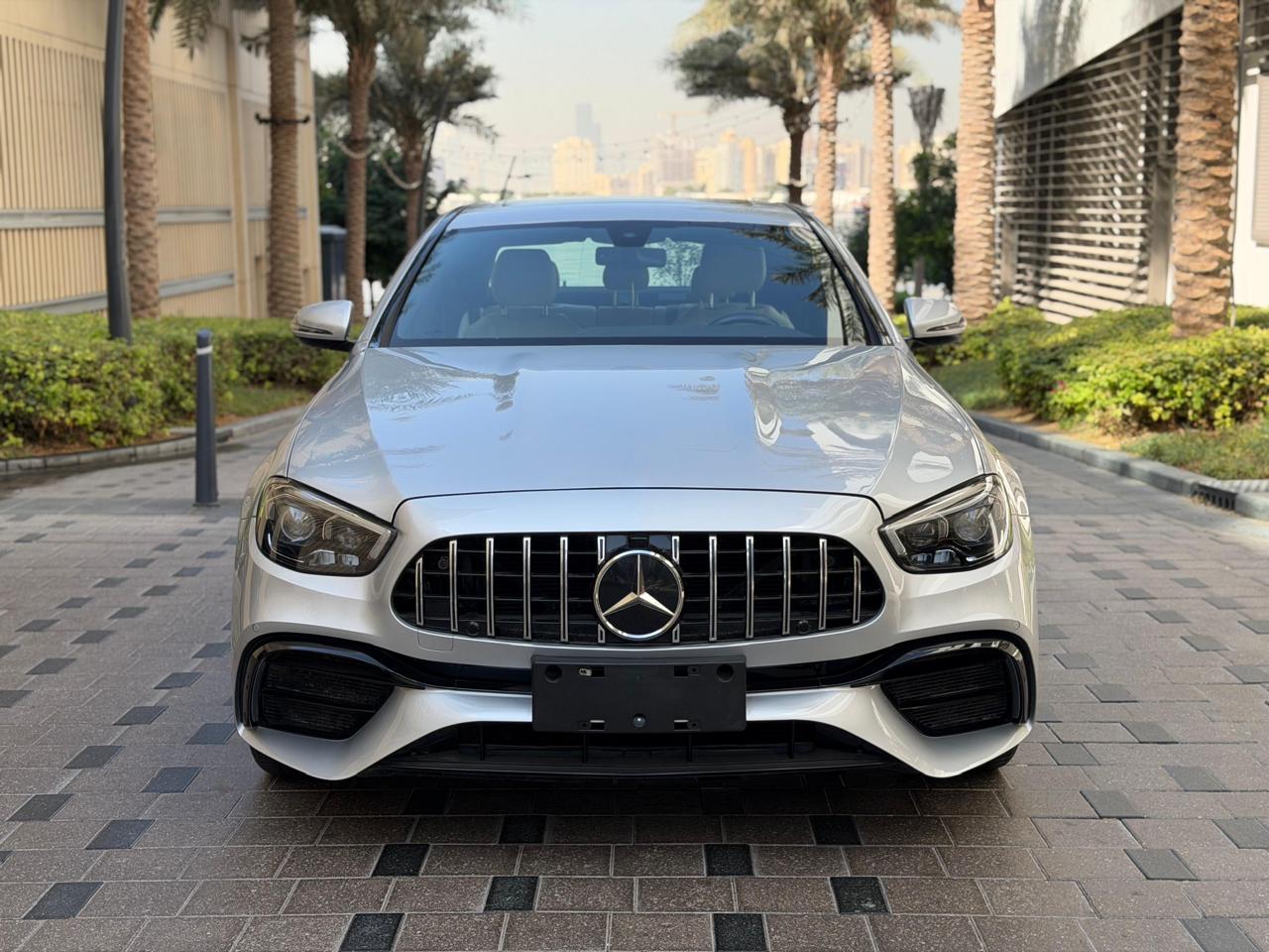Mercedes E 300 AMG 63 Body Kit 4