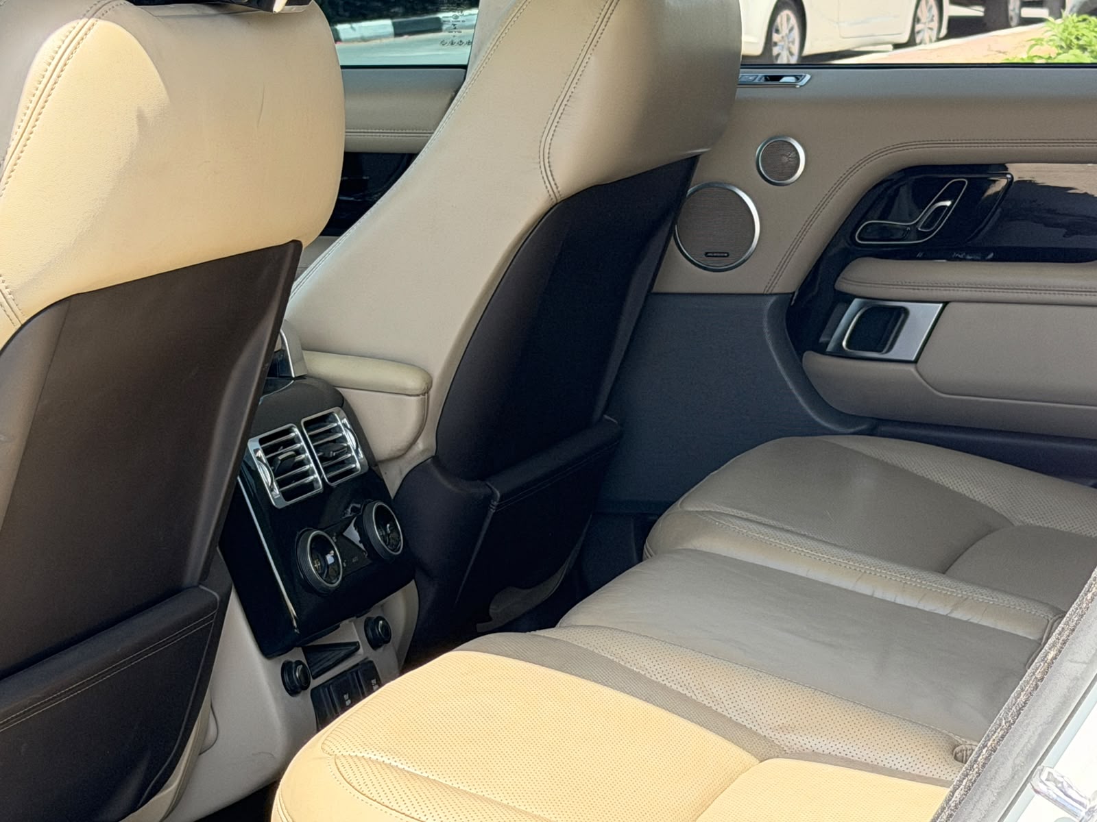 Range Rover Vogue 11
