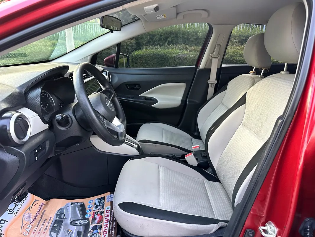 Nissan Sunny 4